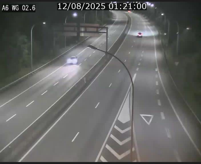 Traffic live webcam Luxembourg Croix de Cessange - A6 - BK 2.6 - direction France/Allemagne