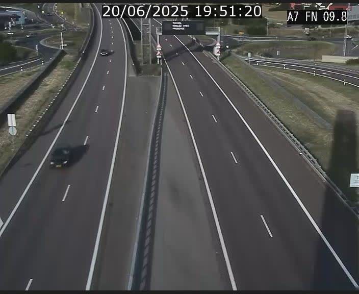 Caméra trafic Luxembourg - A7, Tunnel Gousselerbierg, sortie sud, direction rond-point Lorentzweiler (BK 9.9)