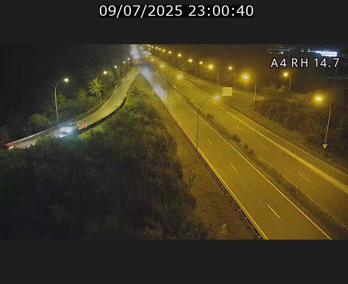 Traffic live webcam Luxembourg Jonction Lankelz - A4 - BK 14.7 - direction Luxembourg