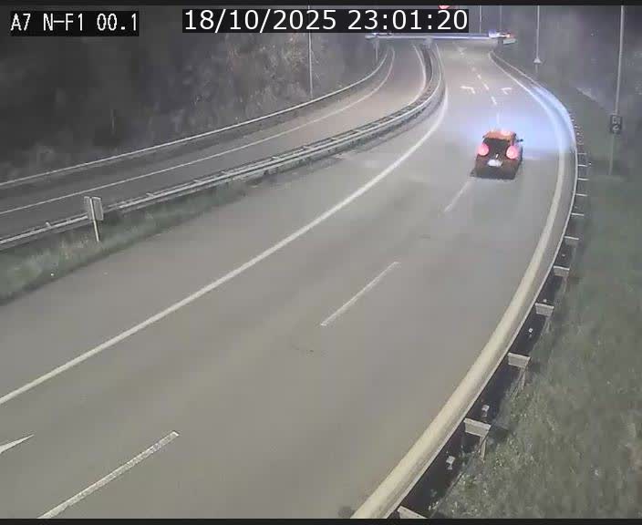 Webcam autoroute Luxembourg A7 située dans la sortie 1 Waldhof, vers la N11, avant le Tunnel Stafelter