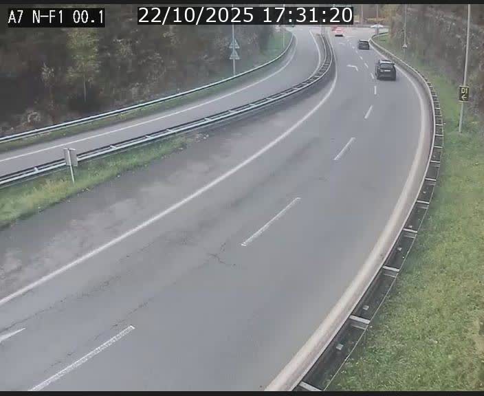 Webcam autoroute Luxembourg A7 située dans la sortie 1 Waldhof, vers la N11, avant le Tunnel Stafelter