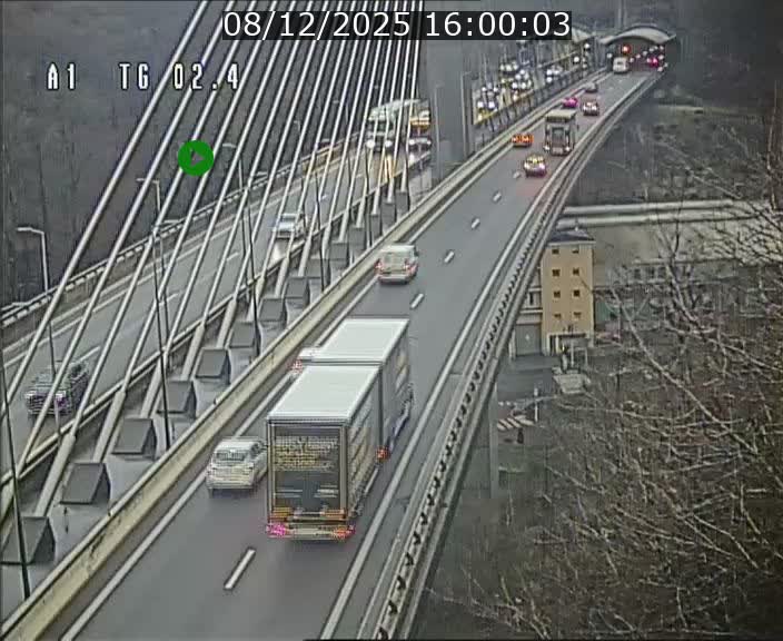 Traffic live webcam Luxembourg Sandweiler - A1 direction Luxembourg-ville - BK 2.4