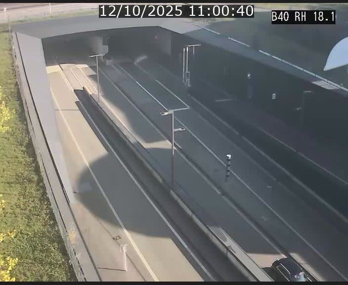Webcam sur la route de contournement d'Esch-Belval avant le tunnel Central Gate au niveau de la porte de France et du radar fixe