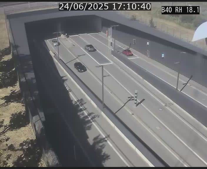 Webcam sur la route de contournement d'Esch-Belval avant le tunnel Central Gate au niveau de la porte de France et du radar fixe