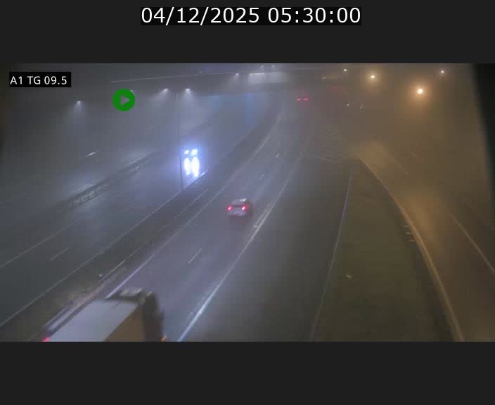 Traffic live webcam Luxembourg Jonction Grünewald - A1 direction Luxembourg-ville - BK 9.5