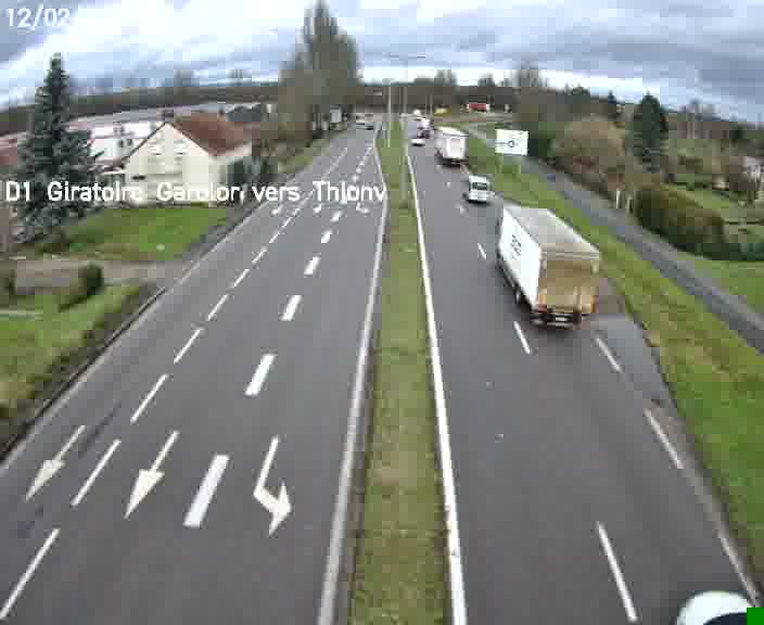 Webcam de surveillance sur D1 (France) à Ennery, cadrée vers Thionville, proposant une information routière utile aux déplacements quotidiens.