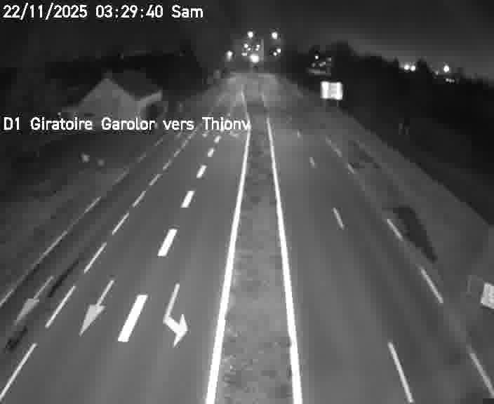 Webcam de surveillance sur D1 (France) à Ennery, cadrée vers Thionville, proposant une information routière utile aux déplacements quotidiens.