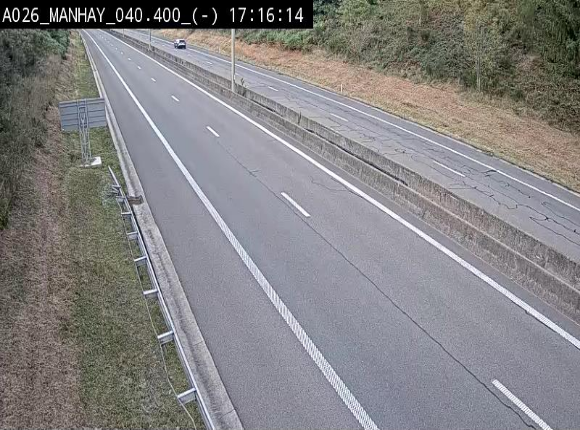 Webcam autoroute A26/E25 à hauteur de Manhay, après la jonction avec la N651 en direction de Liège - BK 40.4