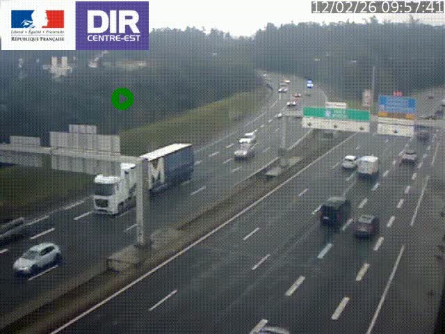 Caméra de circulation routière sur le boulevard périphérique Laurent Bonnevay de Lyon (D383) à hauteur de Bron, avant la jonction avec l'A43. Vue orientée vers l'échangeur