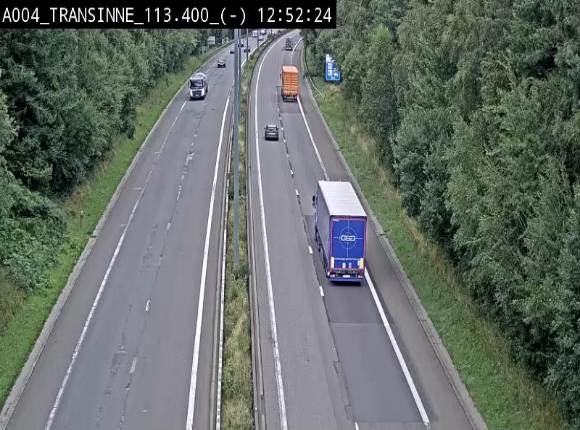 Caméra trafic E411 (A4) - Transinne direction Namur - BK 113.425