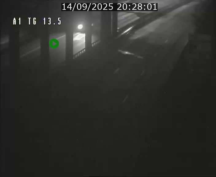 Traffic live webcam Luxembourg Senningen - A1 direction Luxembourg - BK 13.5
