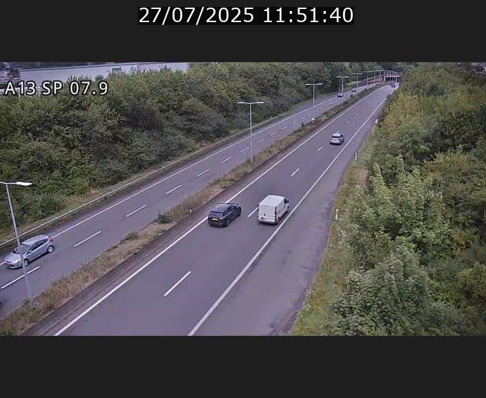 Traffic live webcam Luxembourg Jonction Lankelz - A13 direction Pétange - BK 7.9