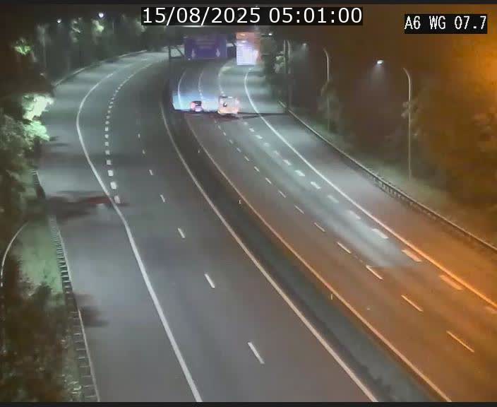 Traffic live webcam Luxembourg - Bridel - A6 - BK 7.7 - direction Belgique