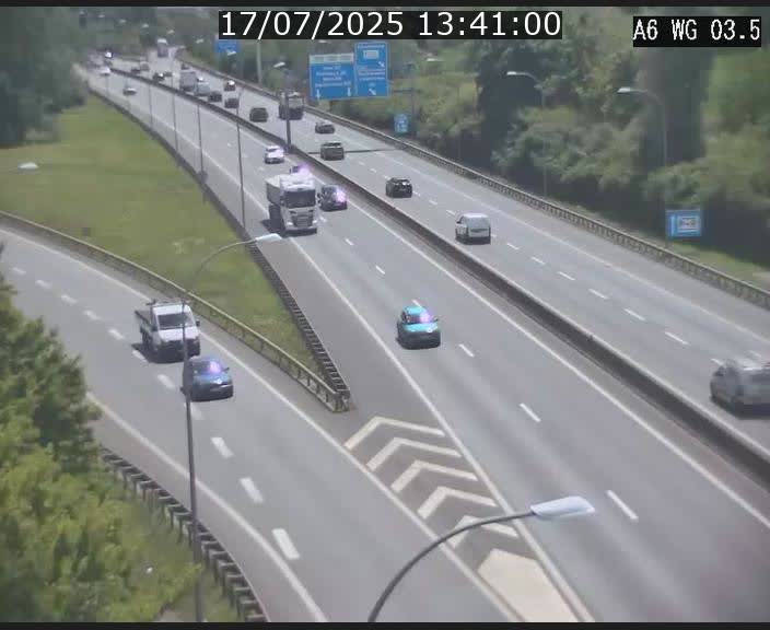 Traffic live webcam Luxembourg - Croix de Cessange - A6 - BK 3.5 - direction France/Allemagne
