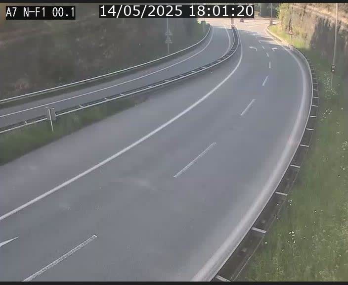 Webcam autoroute Luxembourg A7 située dans la sortie 1 Waldhof, vers la N11, avant le Tunnel Stafelter