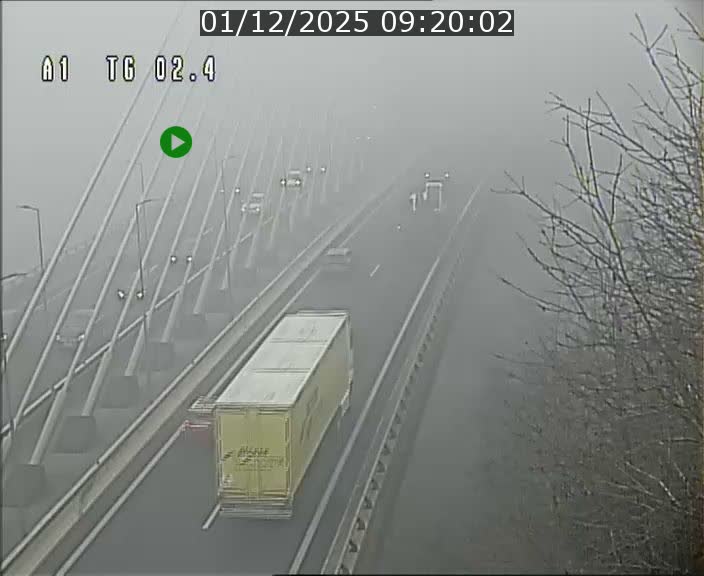 Traffic live webcam Luxembourg Sandweiler - A1 direction Luxembourg-ville - BK 2.4
