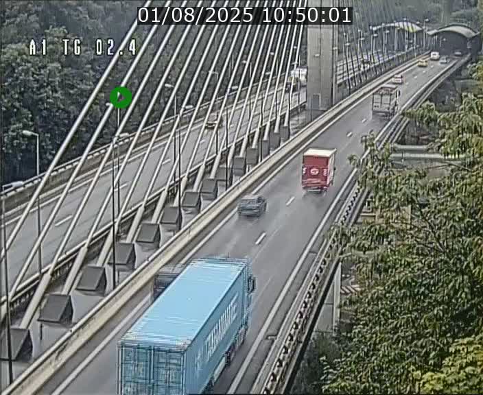 Traffic live webcam Luxembourg Sandweiler - A1 direction Luxembourg-ville - BK 2.4