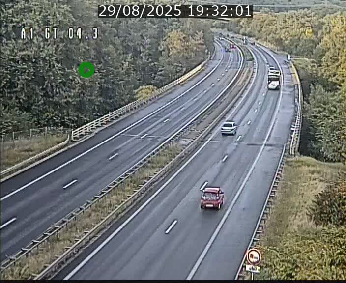 Traffic live webcam Luxembourg Itzig - A1 direction Sandweiler - BK 4.3