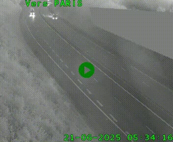 Caméra routière sur l'autoroute A20 à Saint-Pardoux-l'Ortigier, à la jonction avec l'A89. Vue orientée vers Paris