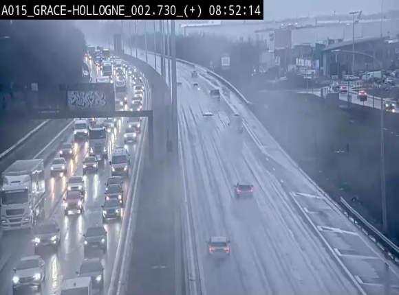 Webcam E42/A15 à Grâce-Hollogne, à proximité de la jonction avec l'A604. Vue orientée vers Namur