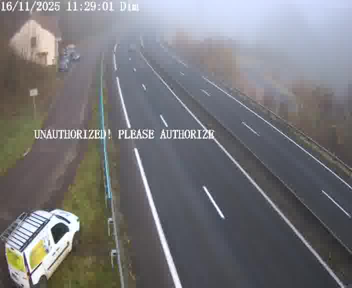 Webcam sur la D910 située dans la Côte des 4 vents. Vue orientée vers le bas, vers Saint-Avold.