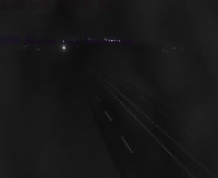 Caméra routière située sur D955 (France) à Heming, orientée vers Sarrebourg, surveillant en continu la circulation locale et régionale.