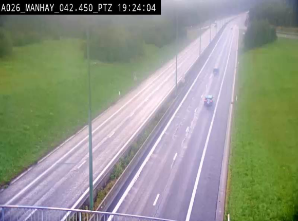 Webcam autoroute A26/E25 à hauteur de Manhay, à la jonction avec la N651 en direction de Liège - BK 42.4