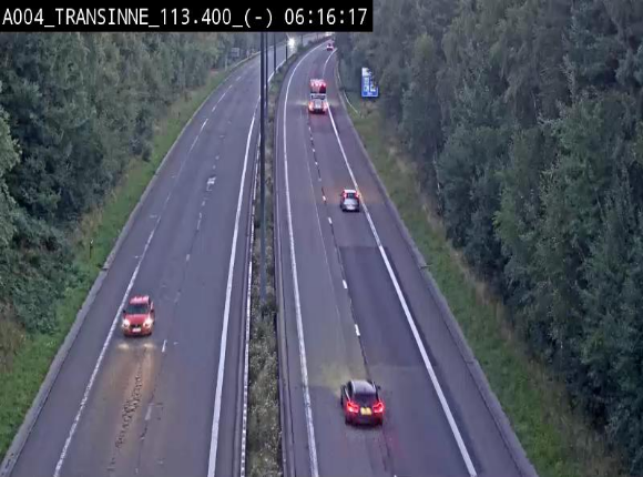 Caméra trafic E411 (A4) - Transinne direction Namur - BK 113.425