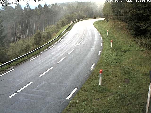 Webcam à 406 mètres d'altitude au niveau du col du haut du bois sur la RD32