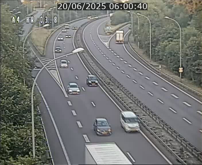 Webcam traffic A4 Luxembourg - BK 3.8 - Leudelange (direction Esch sur Alzette)