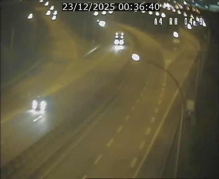 Traffic live webcam Luxembourg Leudelange - A4 - BK 4.9 - direction Luxembourg