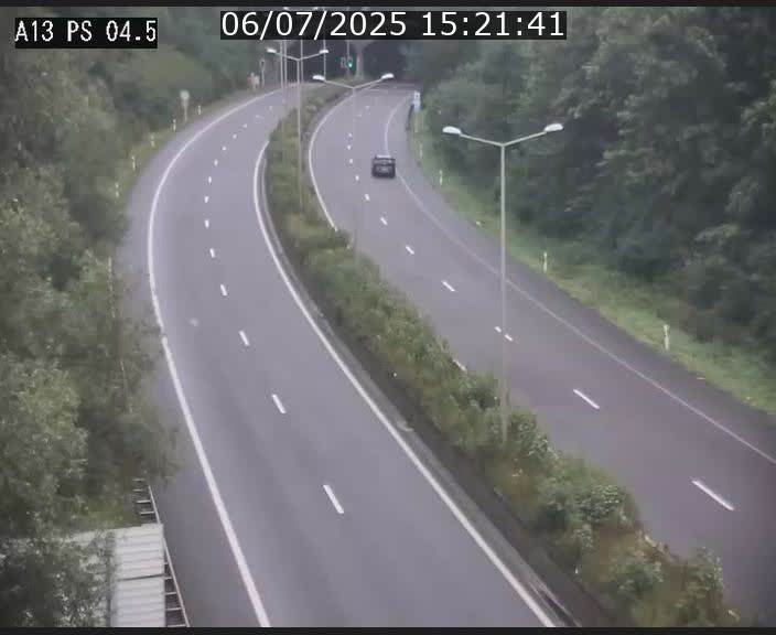 Traffic live webcam Luxembourg Differdange - A13 direction Esch-sur-Alzette - BK 4.5
