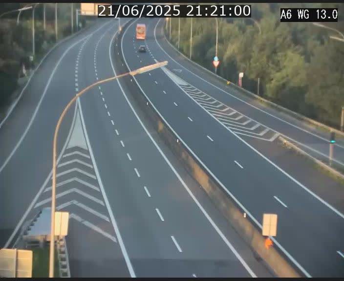 Traffic live webcam Luxembourg Mamer - A6 - BK 13 - direction Luxembourg/France/Allemagne