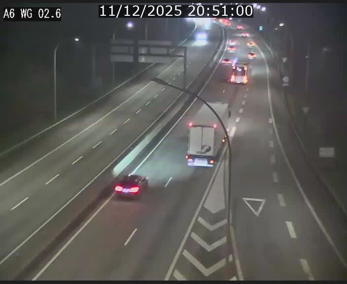 Traffic live webcam Luxembourg Croix de Cessange - A6 - BK 2.6 - direction France/Allemagne