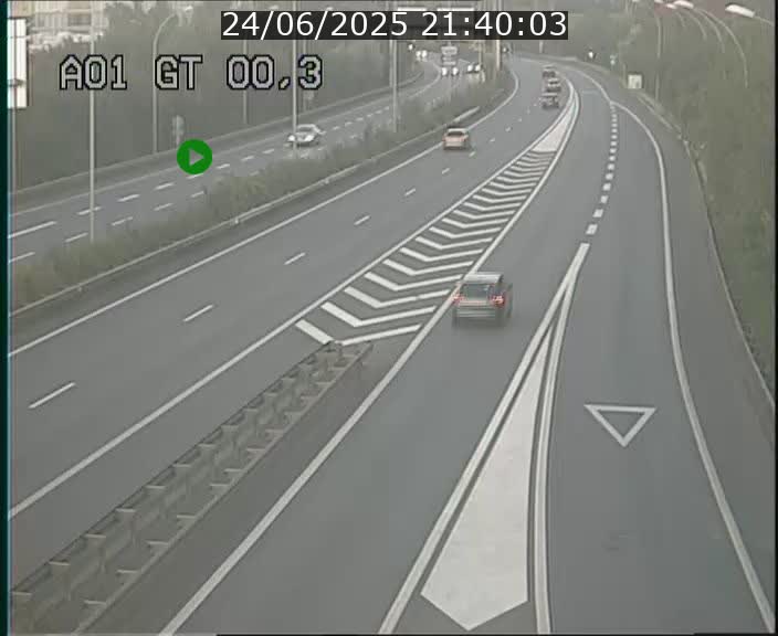 Traffic live webcam Luxembourg Croix de Gasperich - A1 direction Kirchberg - BK 0.3