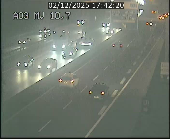 Traffic live webcam Luxembourg Croix de Bettembourg - A3 - BK 10.7 - direction France