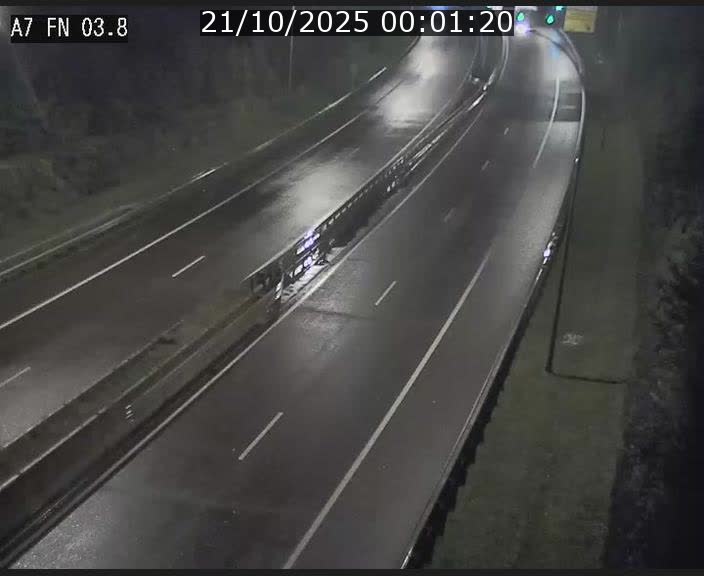 Caméra autoroute Luxembourg A7 - Passage à gibier Rëngelbour - direction Tunnel Stafelter