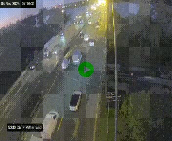 Webcam sur le périphérique de Bordeaux à l'est de la ville. Caméra située sur le Pont Mitterand sur la N230