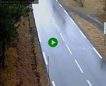 Caméra routière France - N102, au niveau du col de Montmirat à Saint-Etienne-du-Valdonnez à 1039 mètres d'altitude