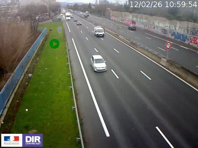Webcam à Bron sur l'A43 à la jonction avec le boulevard périphérique de Lyon (D383). Vue orientée vers Lyon