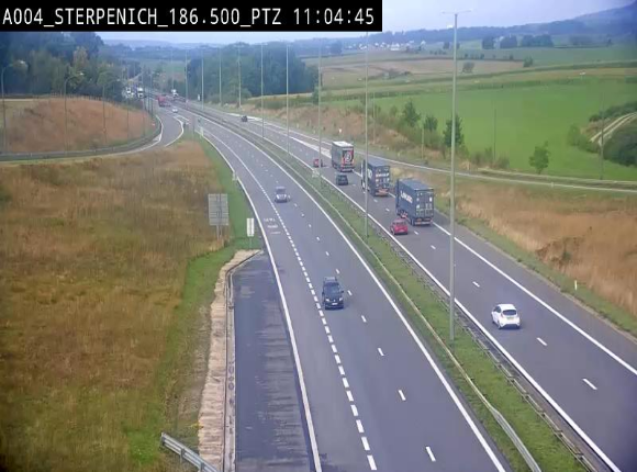 Webcam E411 à Sterpenich en Belgique près de la frontière du Luxembourg. Vue orientée vers Bruxelles