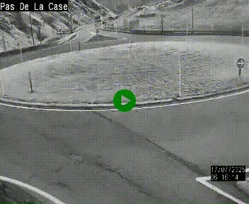 Webcam sur la N22 au niveau du poste frontière entre la France et Andorre à proximité de Pas de la Case à plus de 2000 mètres d'altitude