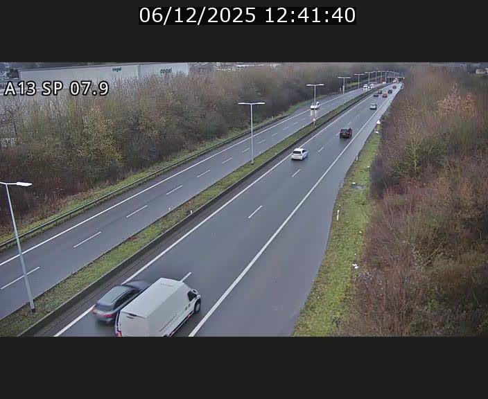 Traffic live webcam Luxembourg Jonction Lankelz - A13 direction Pétange - BK 7.9