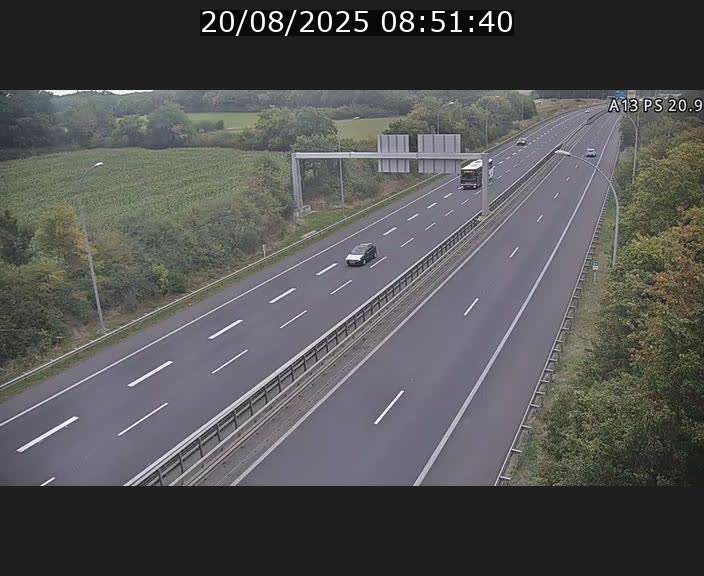 Traffic live webcam Luxembourg Croix de Bettembourg, rond-point d'Hellange - A13 direction Allemagne - BK 20.9