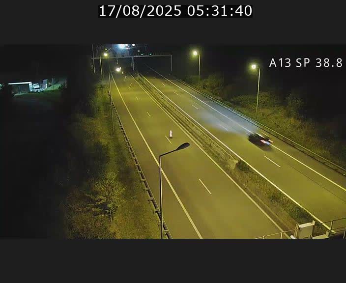 Webcam autoroute A13 à l'entrée ouest du tunnel Markusbierg à Schengen. Vue orientée vers le tunnel et l'Allemagne