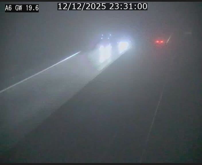 Traffic live webcam Luxembourg - Steinfort - A6 - BK 19.6 - direction Belgique