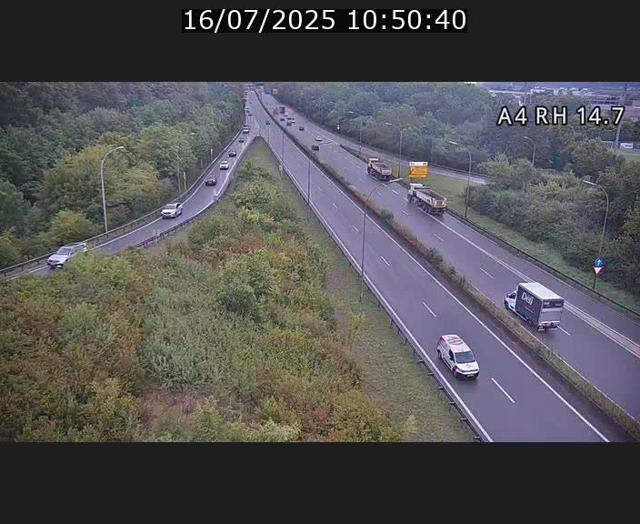 Traffic live webcam Luxembourg Jonction Lankelz - A4 - BK 14.7 - direction Luxembourg