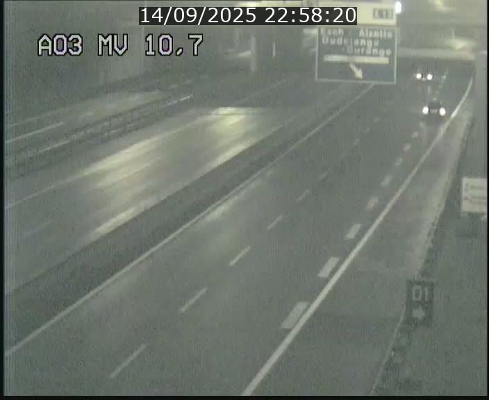 Traffic live webcam Luxembourg Croix de Bettembourg - A3 - BK 10.7 - direction France
