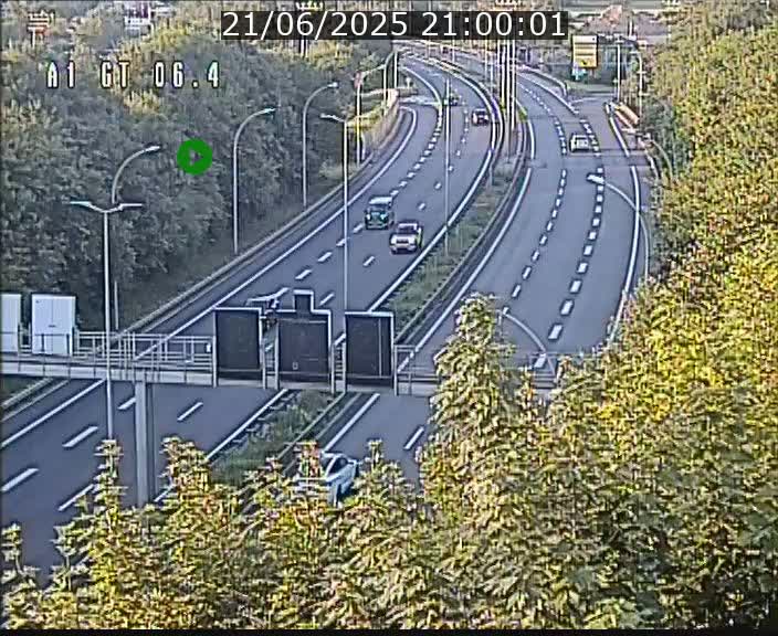 Traffic live webcam Luxembourg Hamm - A1 direction Sandweiler - BK 6.4