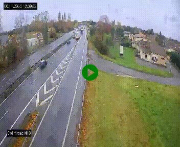 Vue en direct de l'autoroute A10 grâce à un drône situé au-dessus du péage de Virsac